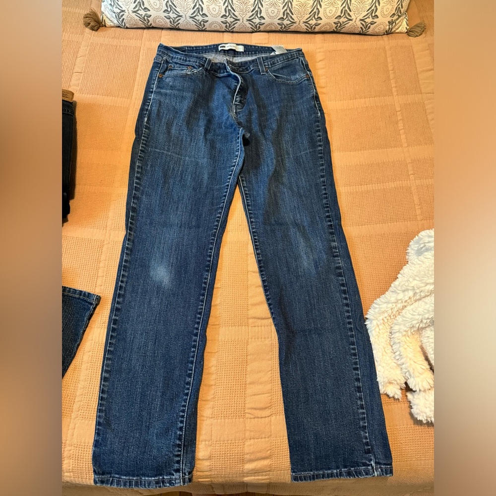 Levi’s Mid Rise Skinny Jeans